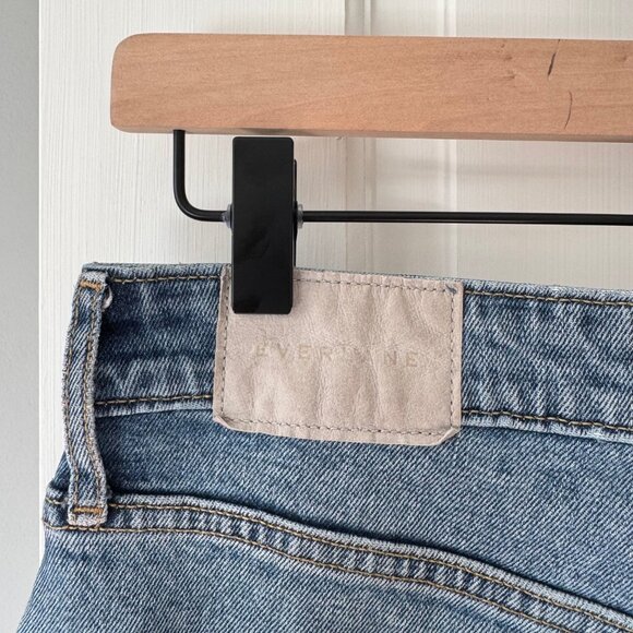 Everlane Curvy Cheeky Straight Jean (Crop) - Picture 10 of 12